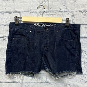 Madewell ‘37s Distressed Cut-Off Jean Shorts